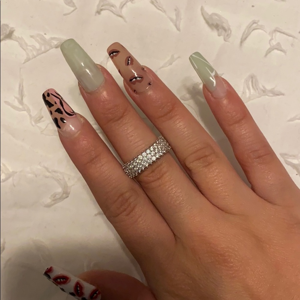 Diamond ring - Picture 6 of 6
